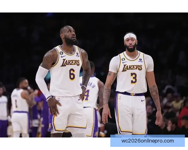 NBA最新战况：詹姆斯领衔湖人逆转胜勇士，东部劲旅猛龙迎来大胜